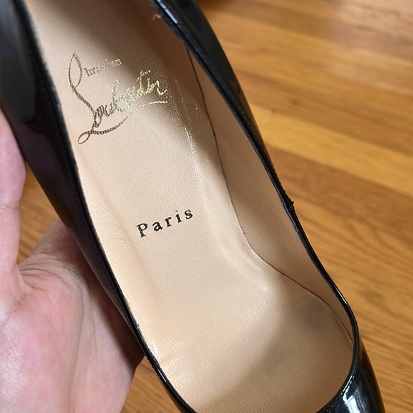 Christian Louboutin pumps - Picture 8 of 9